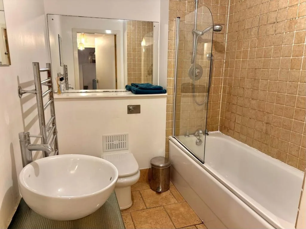 2 bedroom flat for rent