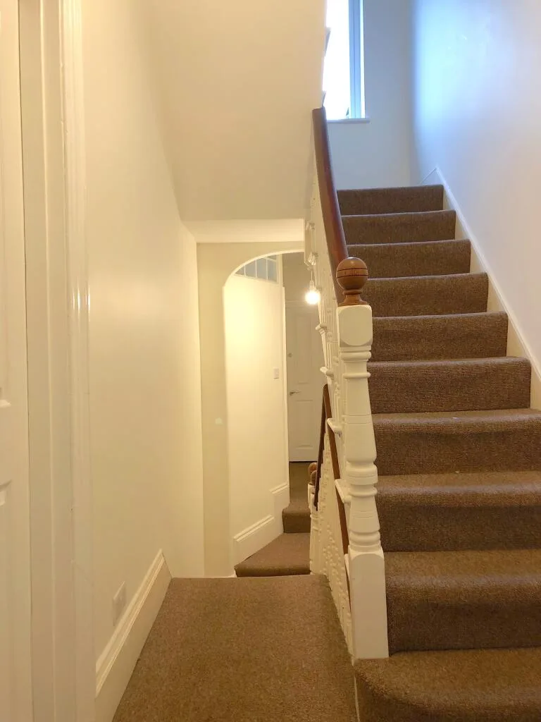 6 bedroom terraced house for rent