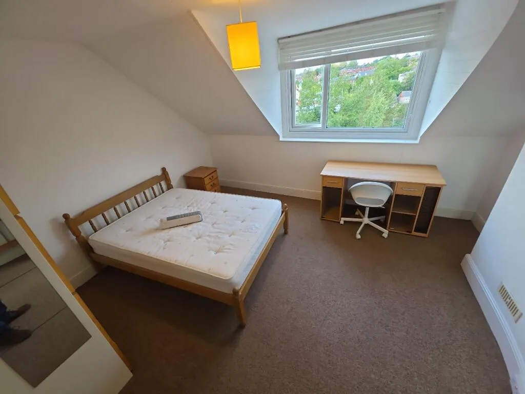 5 bedroom house for rent