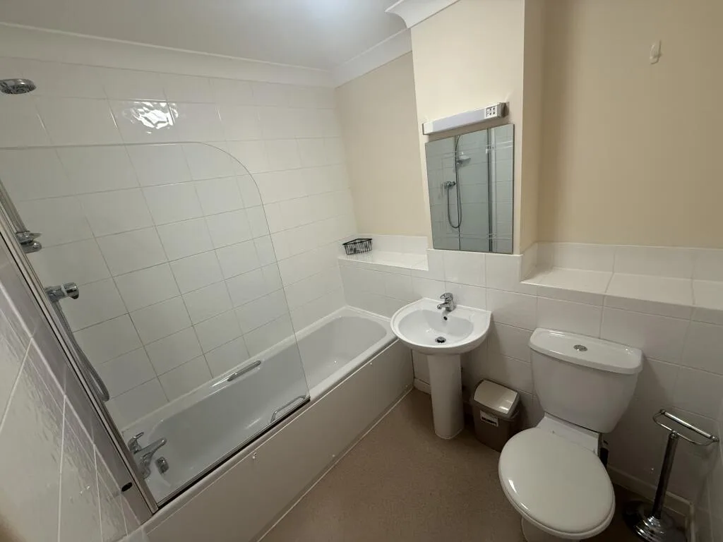 4 bedroom terraced house for rent