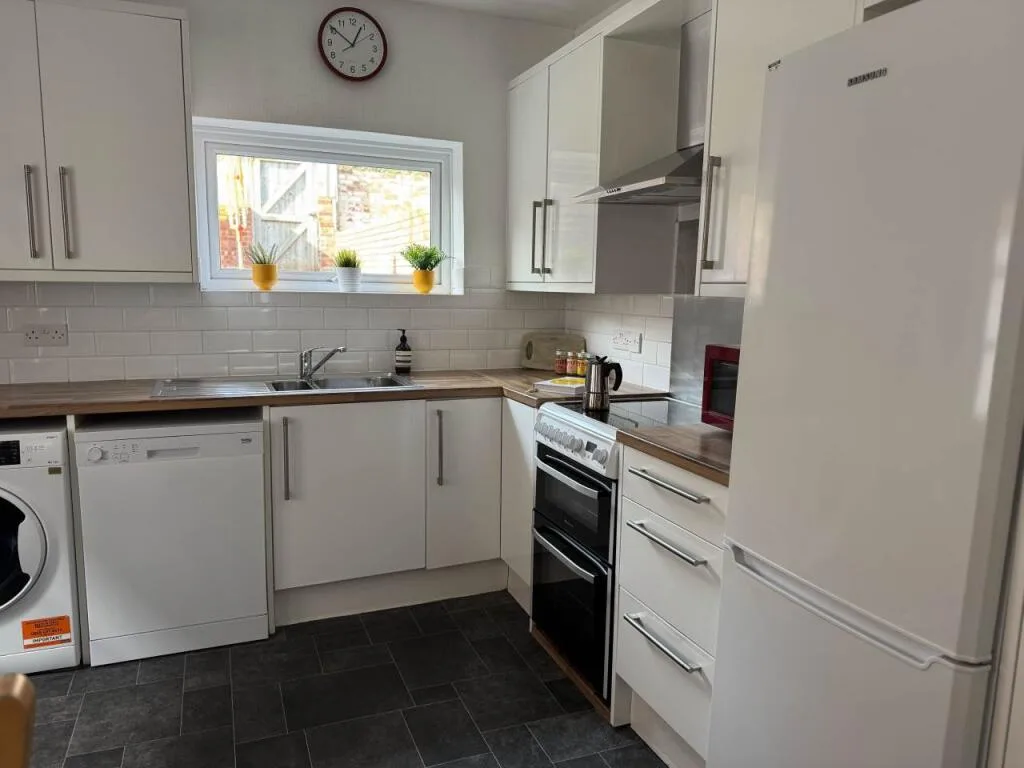 5 bedroom house for rent