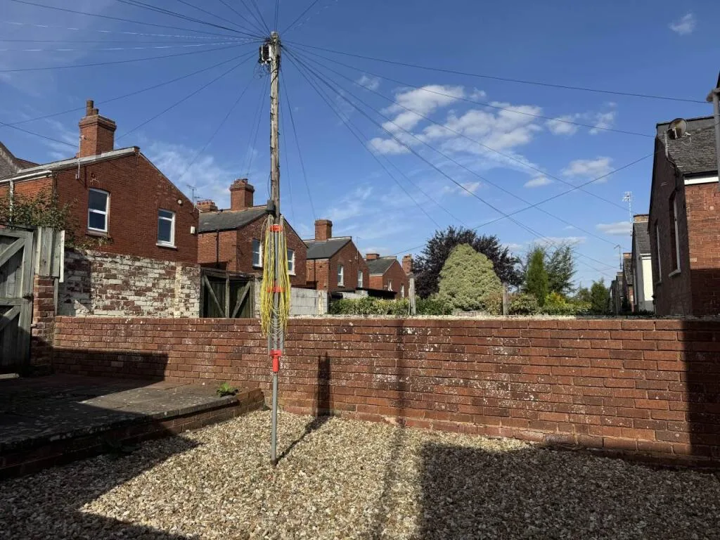5 bedroom house for rent
