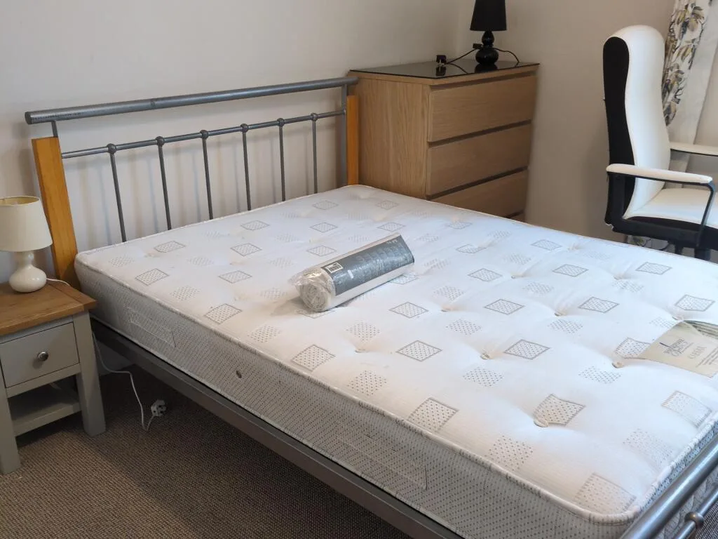 6 bedroom terraced house for rent