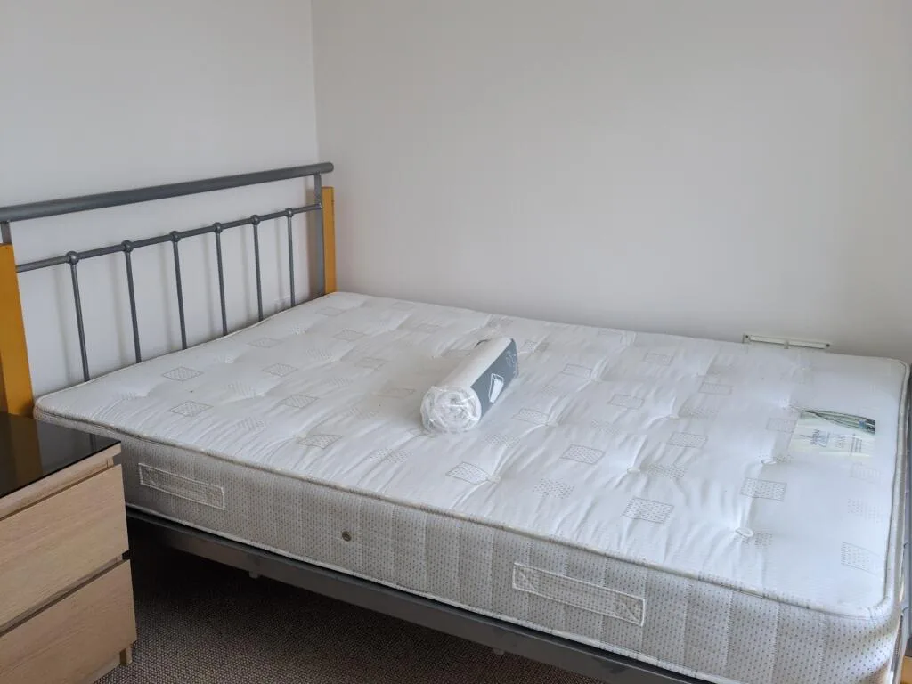 6 bedroom terraced house for rent