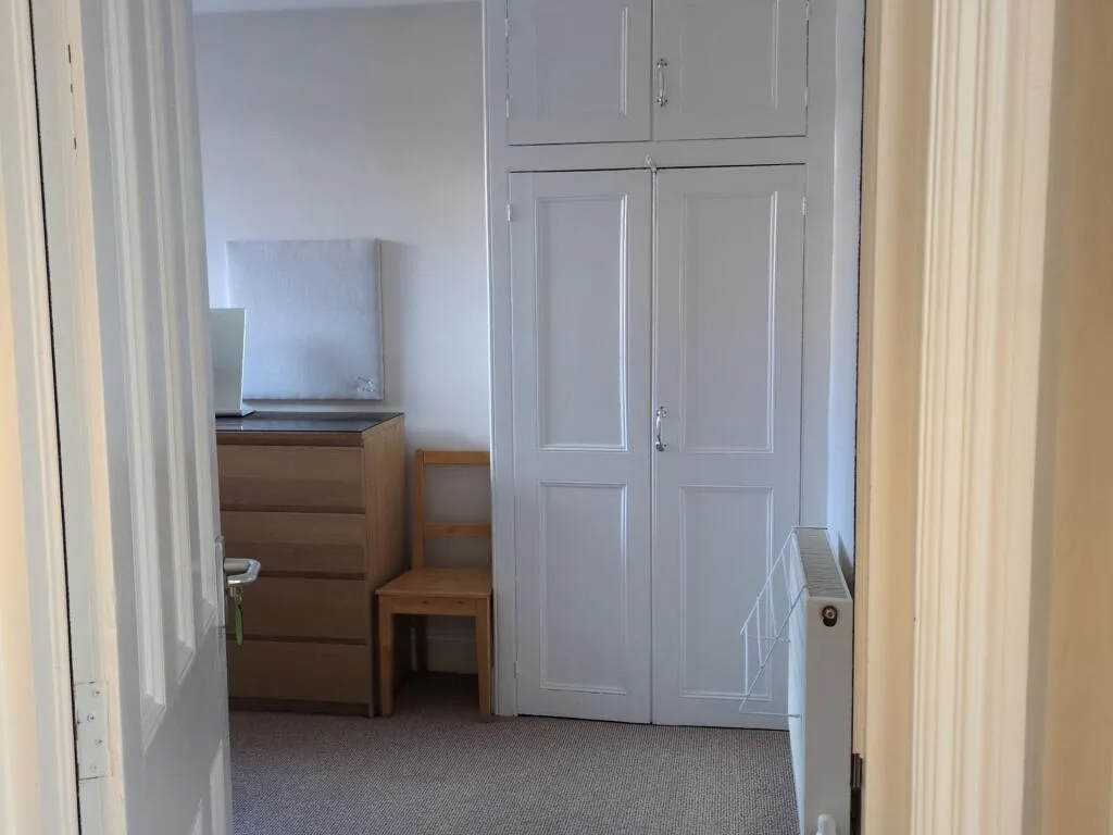 6 bedroom terraced house for rent