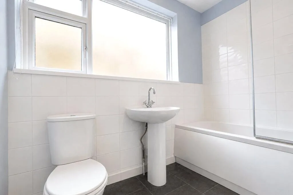3 bedroom detached house for rent