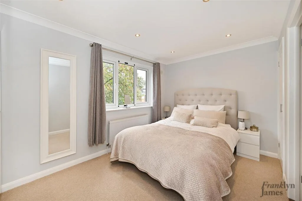 2 bedroom house for rent