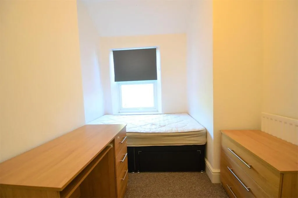 4 bedroom terraced house for rent