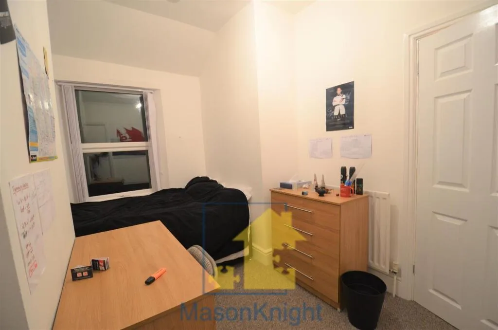 4 bedroom terraced house for rent