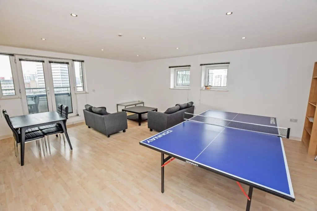 3 bedroom flat for rent