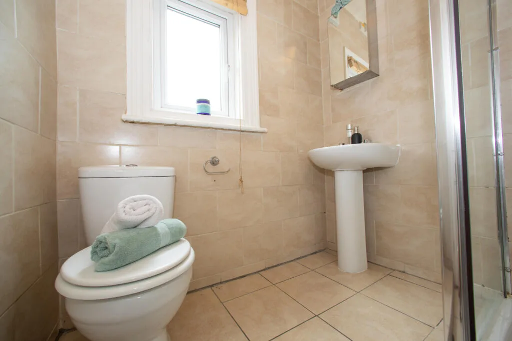 4 bedroom terraced house for rent