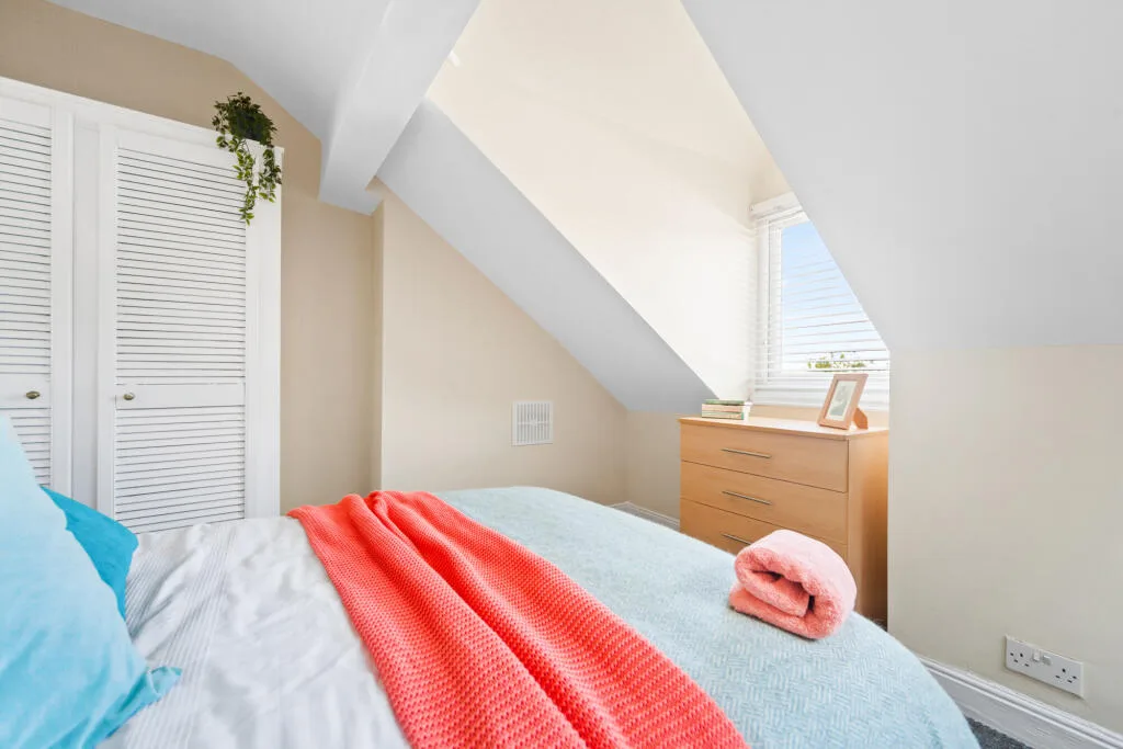 6 bedroom terraced house for rent