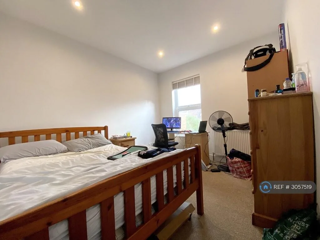 4 bedroom terraced house for rent