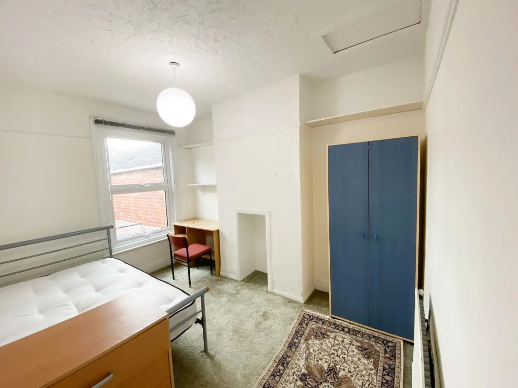 4 bedroom terraced house for rent