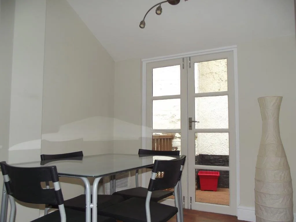 4 bedroom house for rent