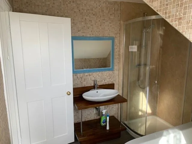 4 bedroom house for rent