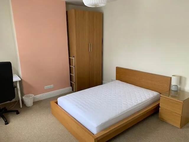 4 bedroom house for rent