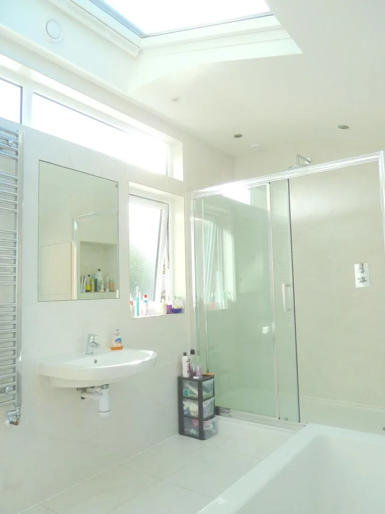 5 bedroom terraced house for rent