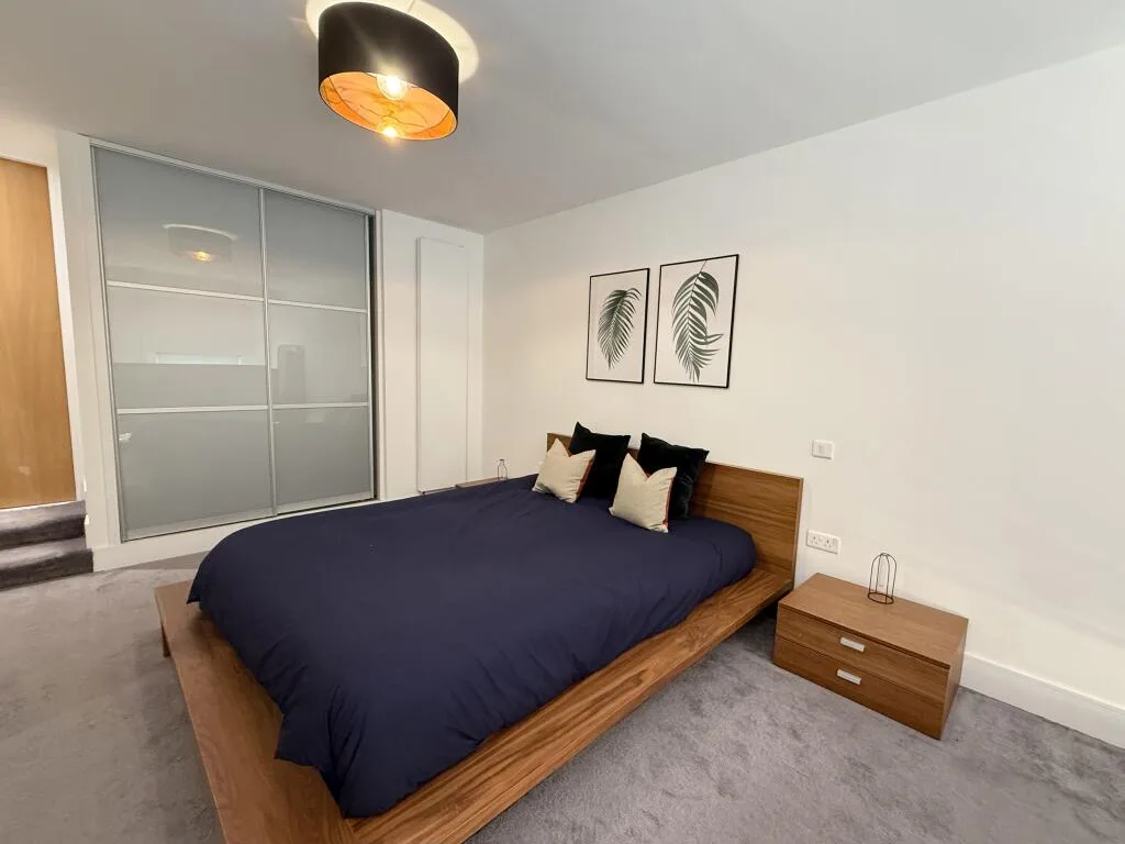 2 bedroom house for rent