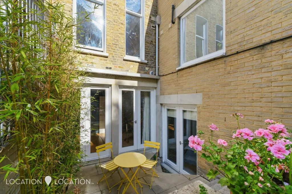 3 bedroom apartment for rent