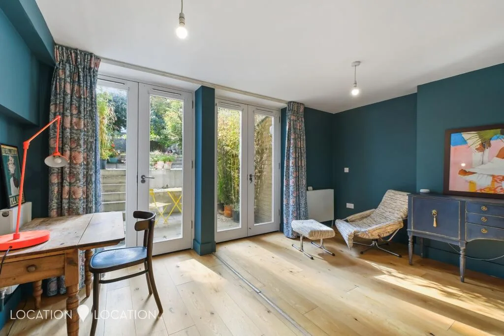 3 bedroom apartment for rent