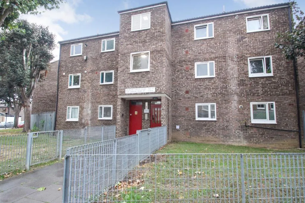 1 bedroom ground floor flat for rent