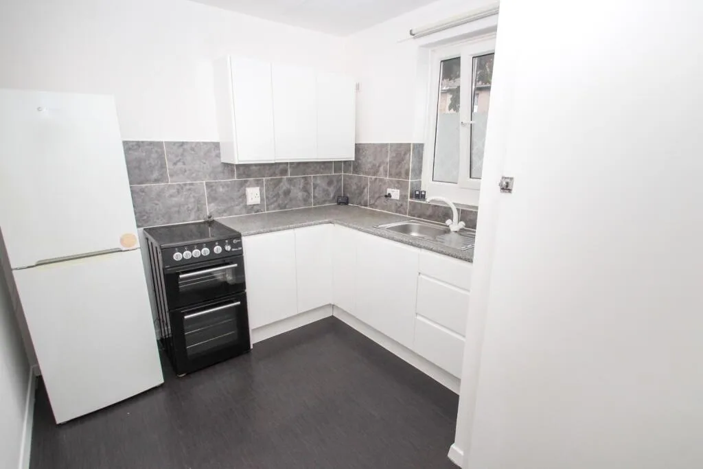 1 bedroom ground floor flat for rent