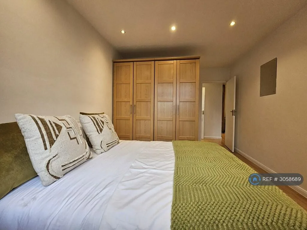 2 bedroom flat for rent
