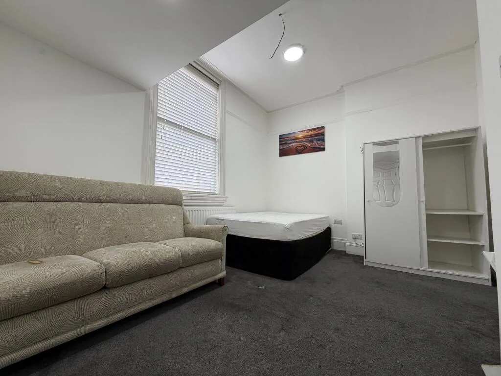 1 bedroom flat for rent