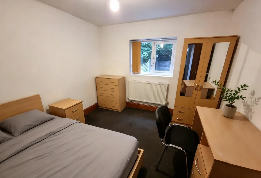 8 bedroom terraced house for rent