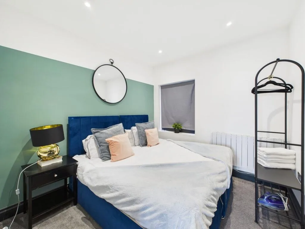 3 bedroom flat for rent