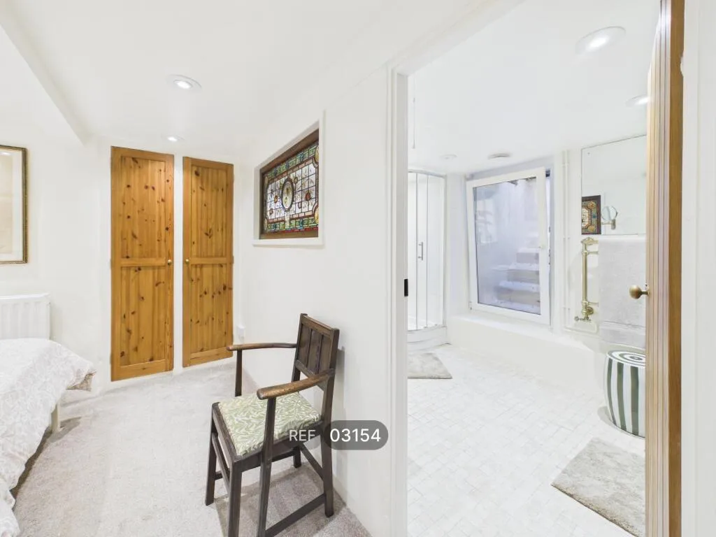 4 bedroom terraced house for rent