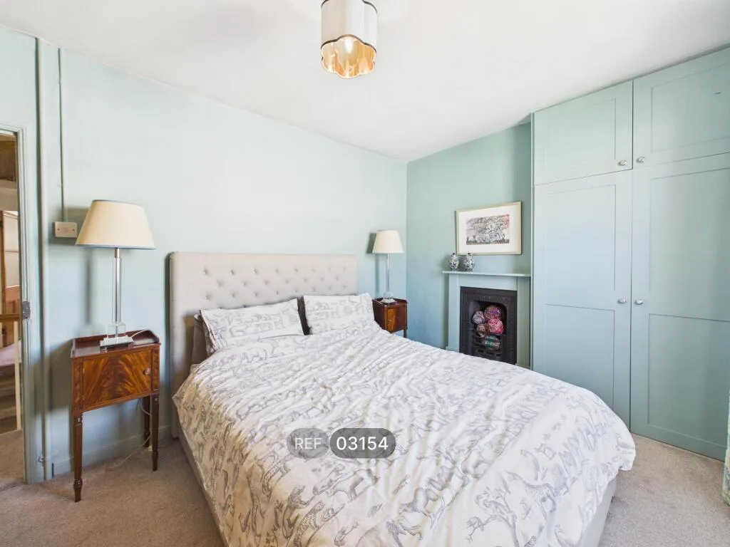 4 bedroom terraced house for rent