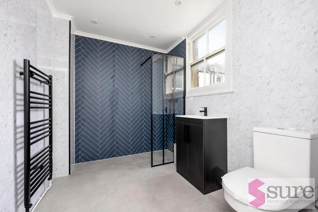 2 bedroom maisonette for rent