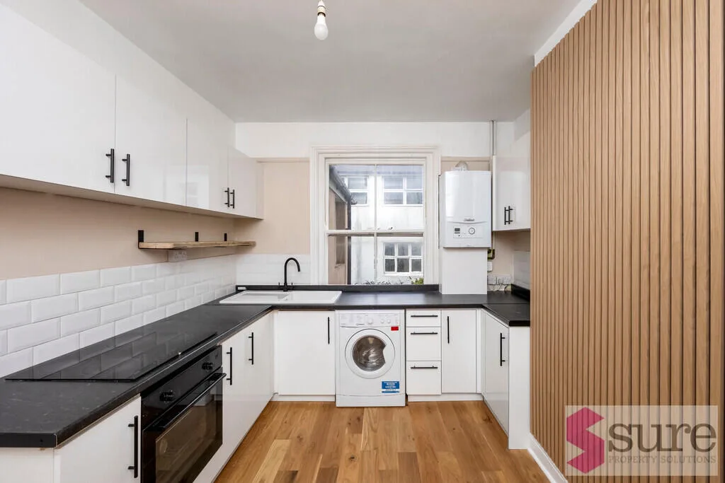 2 bedroom maisonette for rent
