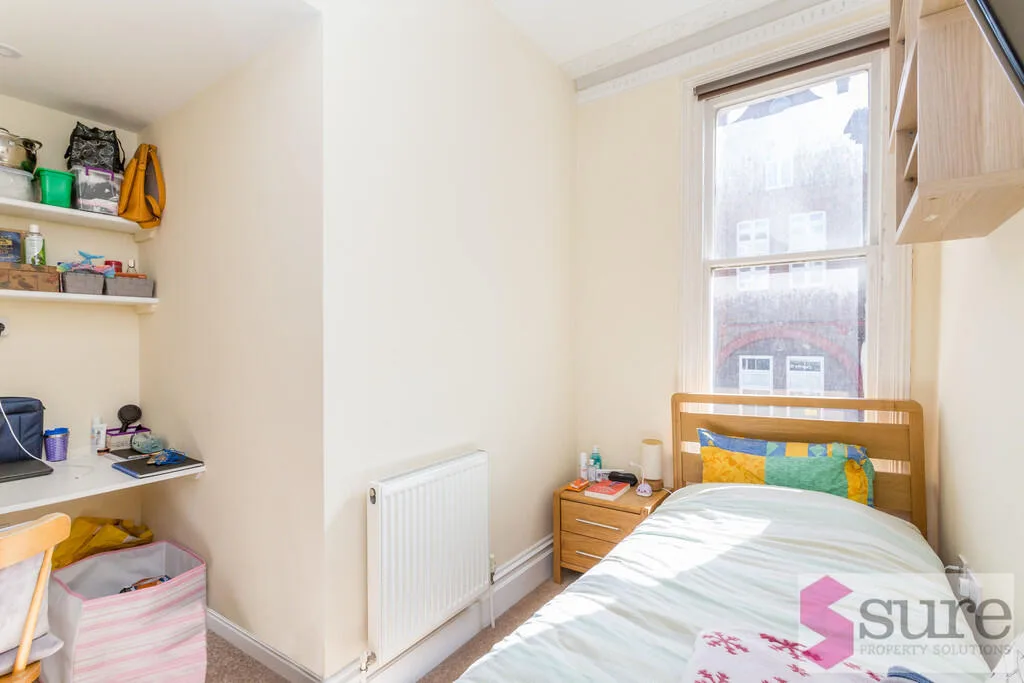 1 bedroom maisonette for rent