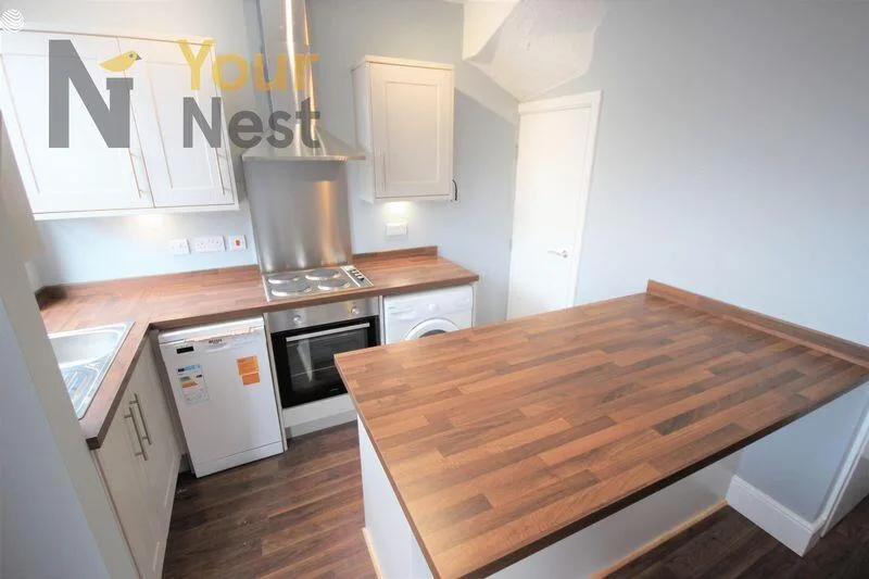 4 bedroom terraced house for rent