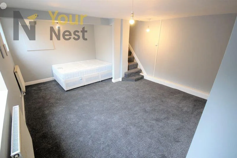 4 bedroom terraced house for rent