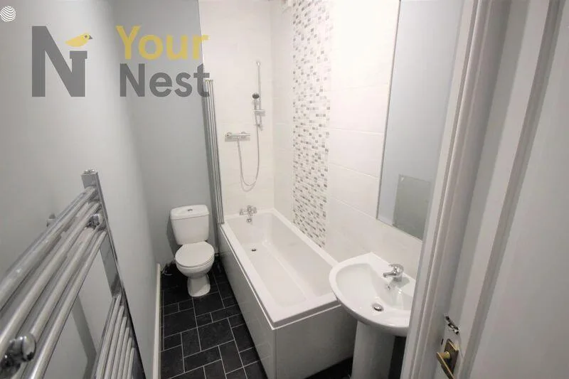 4 bedroom terraced house for rent