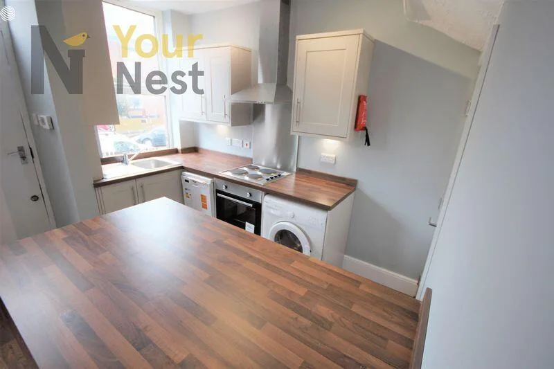 4 bedroom terraced house for rent