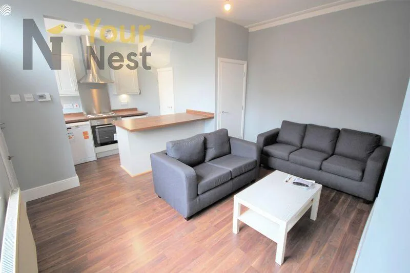 4 bedroom terraced house for rent