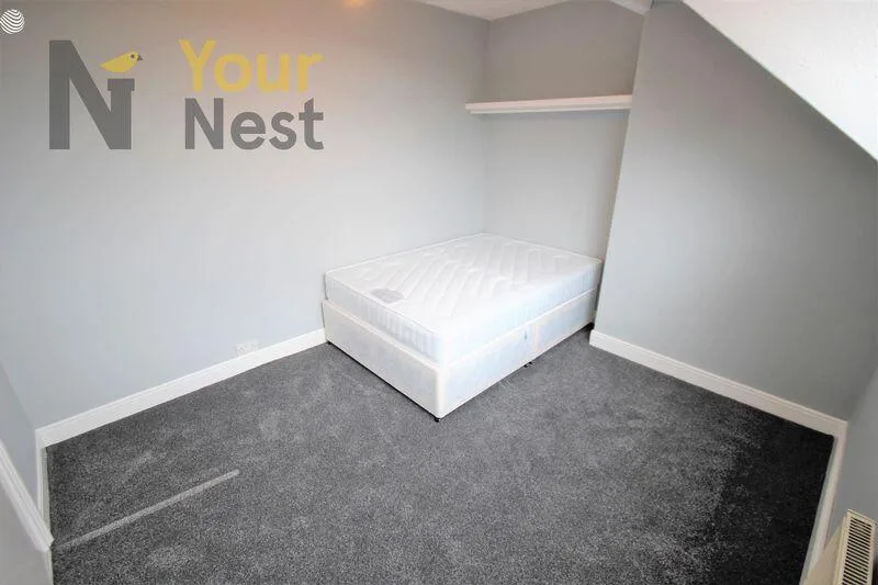 4 bedroom terraced house for rent
