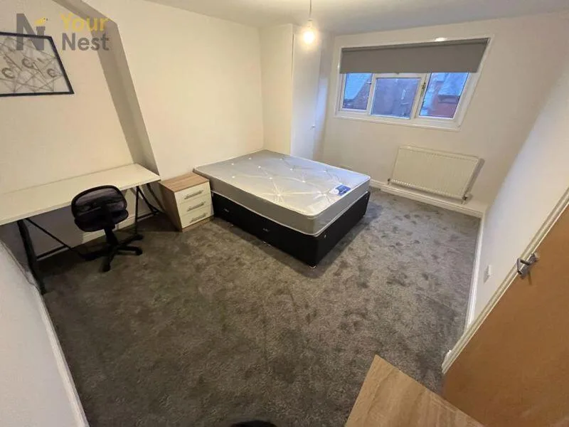 4 bedroom detached house for rent