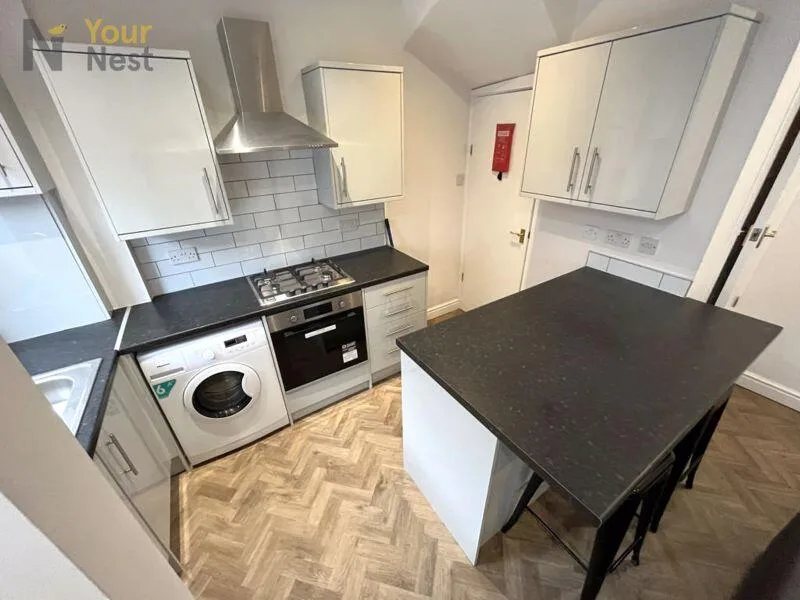 4 bedroom detached house for rent