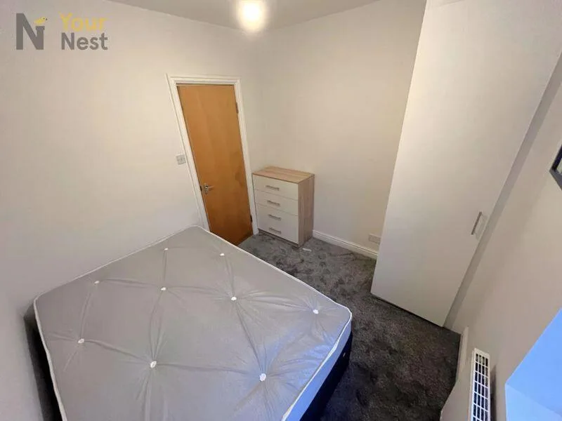 4 bedroom detached house for rent