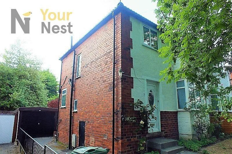 3 bedroom semi-detached house for rent
