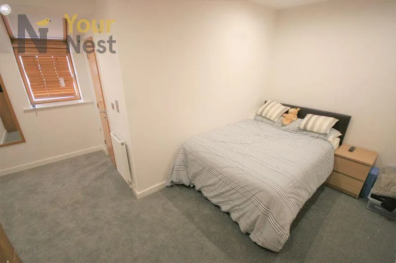 4 bedroom flat for rent
