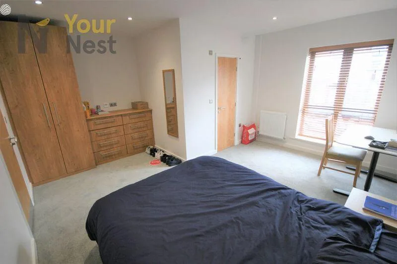 4 bedroom flat for rent