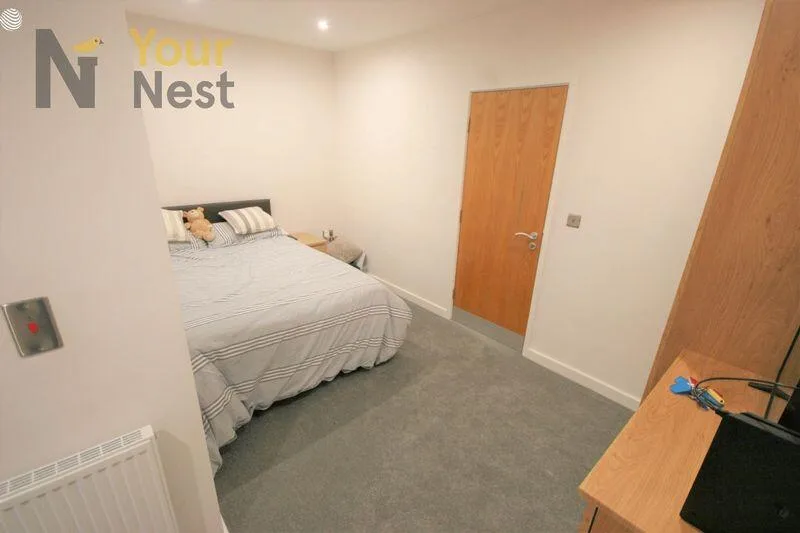 4 bedroom flat for rent