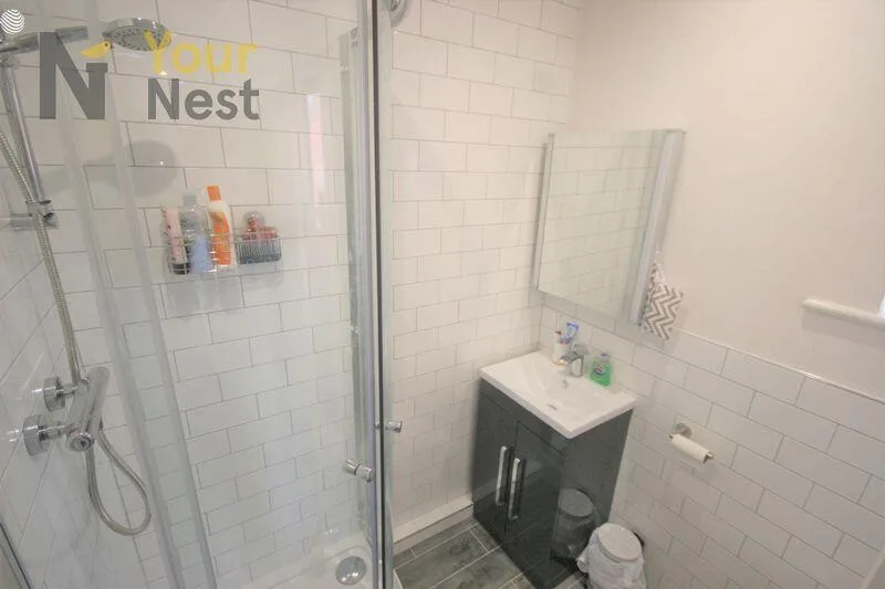 4 bedroom flat for rent